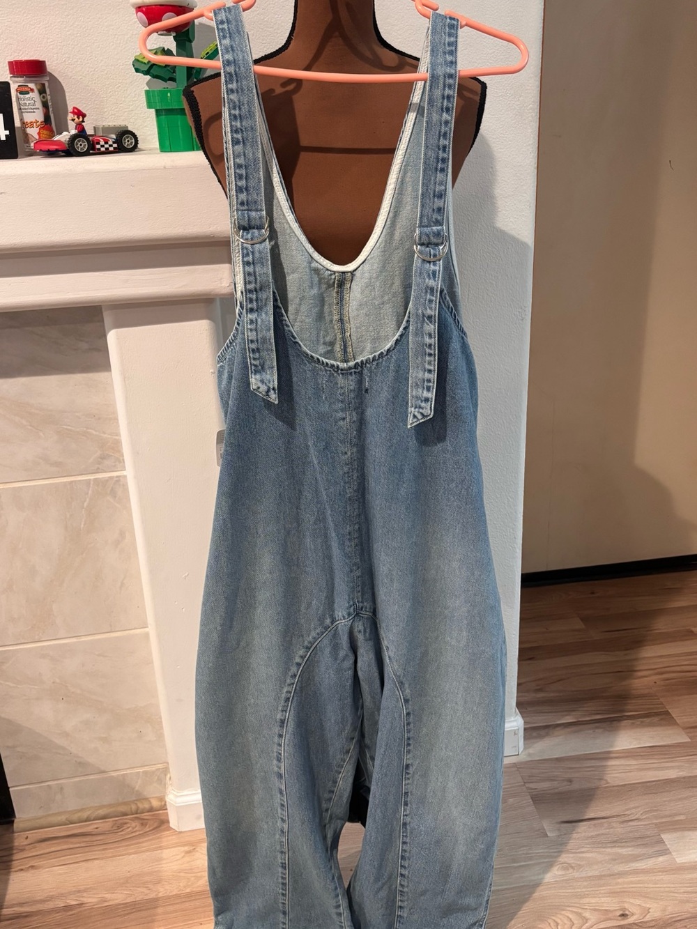 Free People High Roller Jumpsuit/ Overalls light blue denim SZ L NWT - Picture 8 of 9